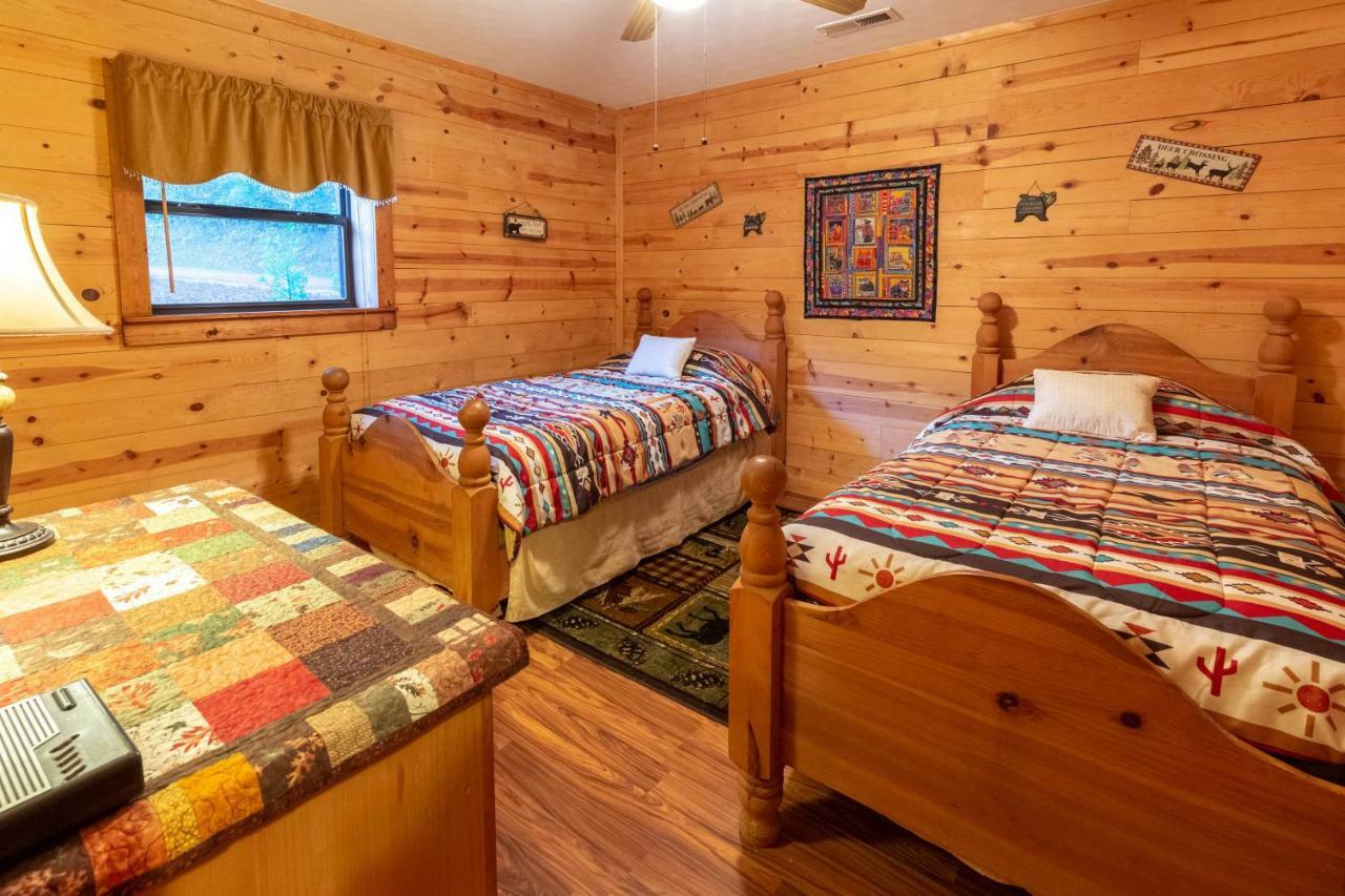 3 Bed 2 Bath Vacation Home In Bryson City Bagian luar foto