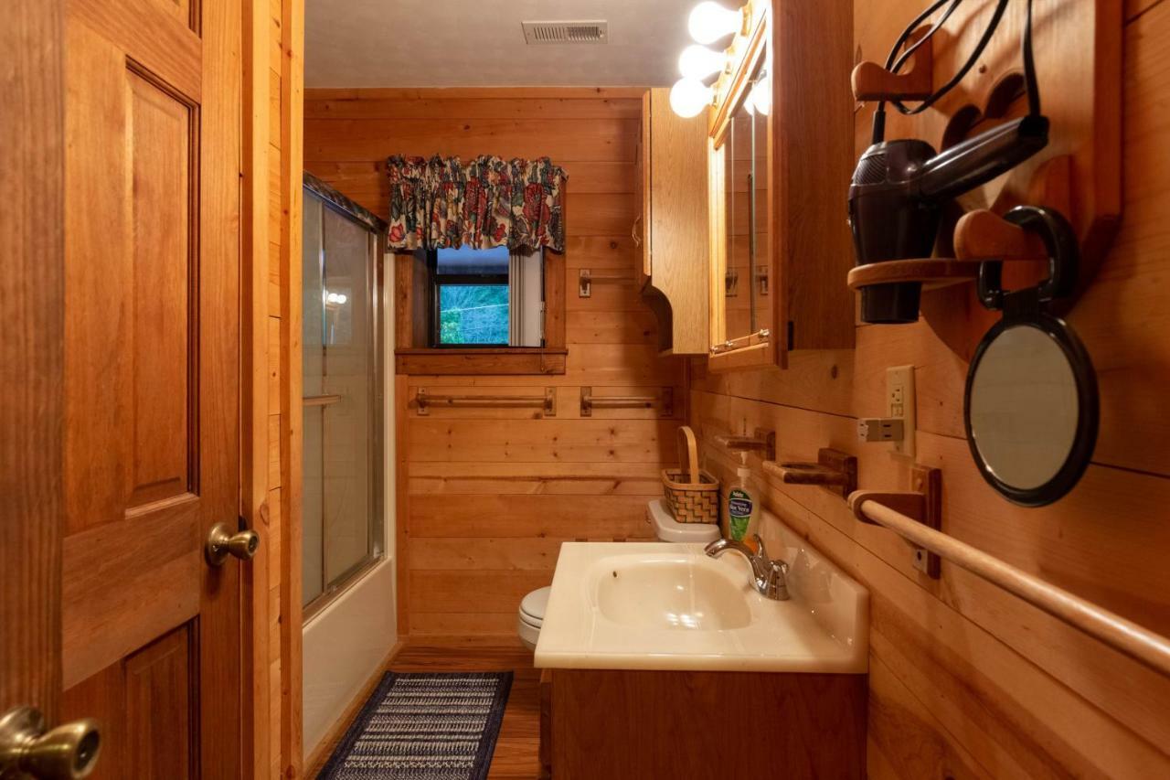 3 Bed 2 Bath Vacation Home In Bryson City Bagian luar foto